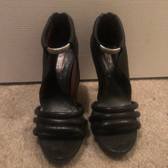 BCBG Max Azria Black Leather Sandals (Size 38) - Picture 3 of 4